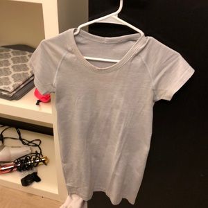 lululemon t shirt